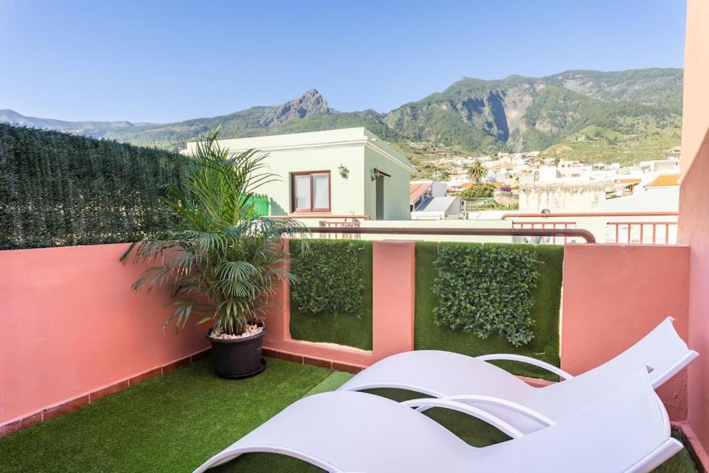 Acogedor Atico Con Vistas Al Atlantico Apartamento Arafo Exterior foto