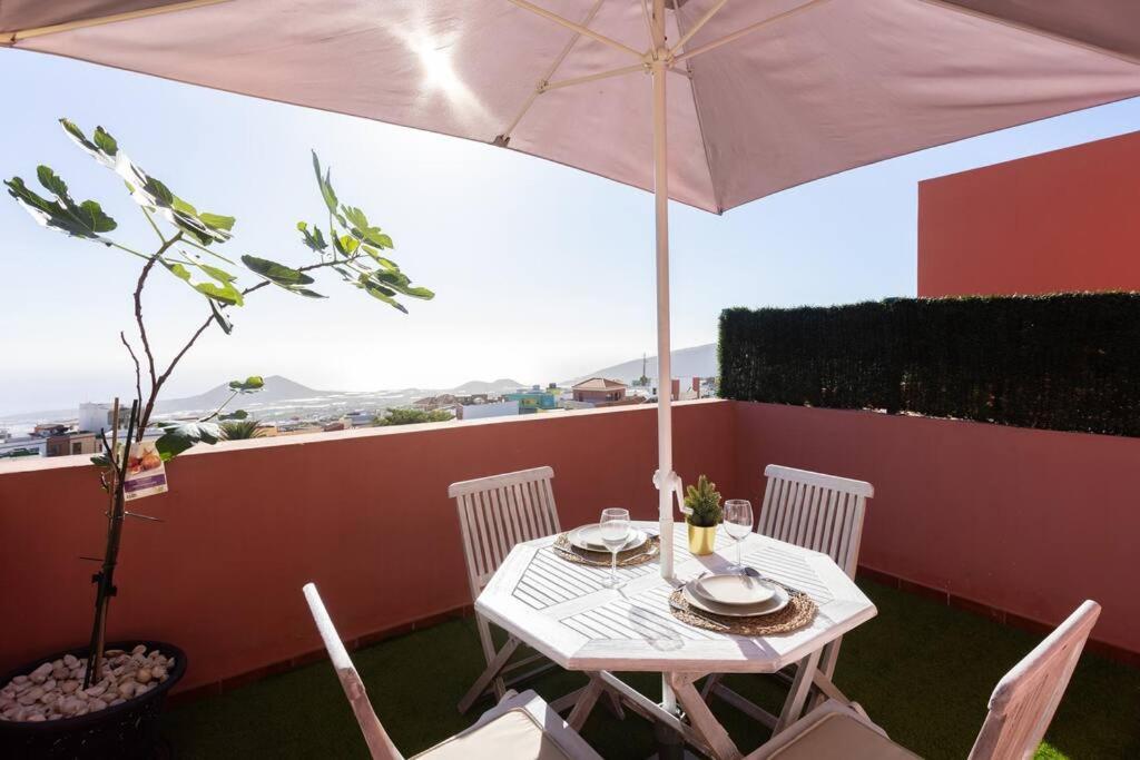 Acogedor Atico Con Vistas Al Atlantico Apartamento Arafo Exterior foto